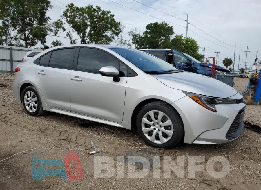 5YFB4MDE2RP156960 Photo# 4