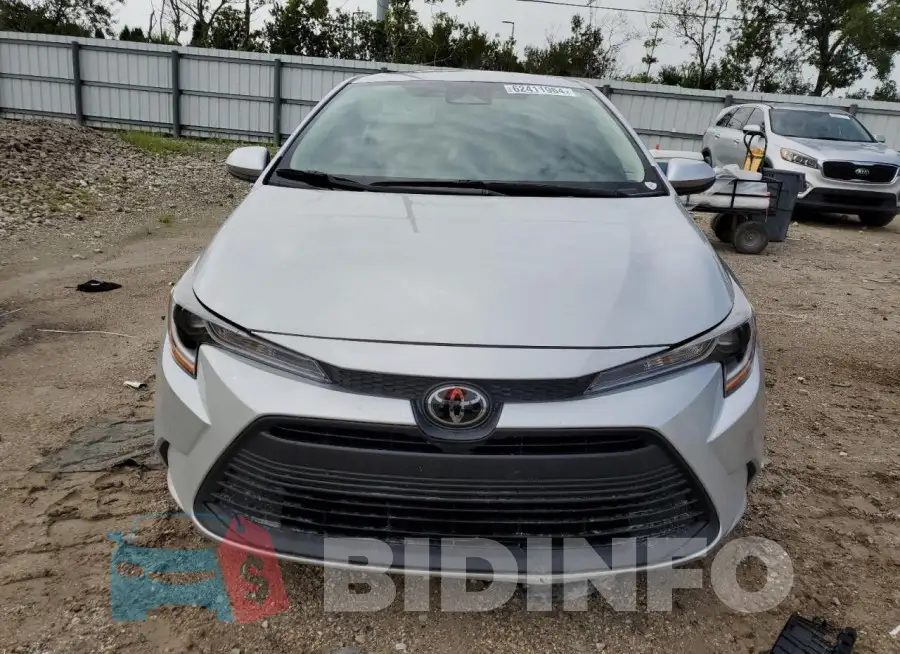 5YFB4MDE2RP156960 Photo# 5
