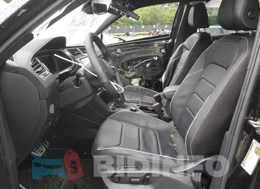 3VV4B7AX8NM162562 Photo# 7