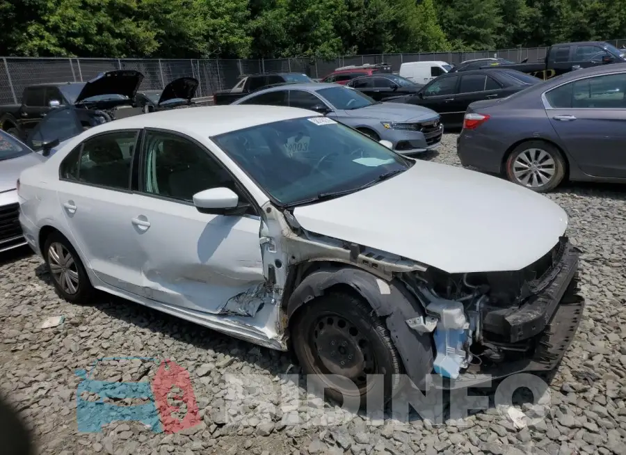 3VW2B7AJ5HM402945 Photo# 4