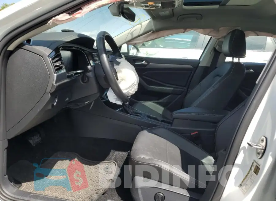 3VW7M7BU6NM013929 Photo# 7