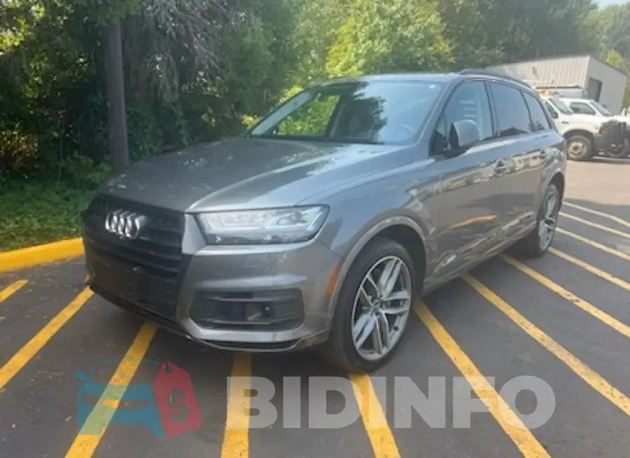 WA1VAAF74JD002450 Photo# 2