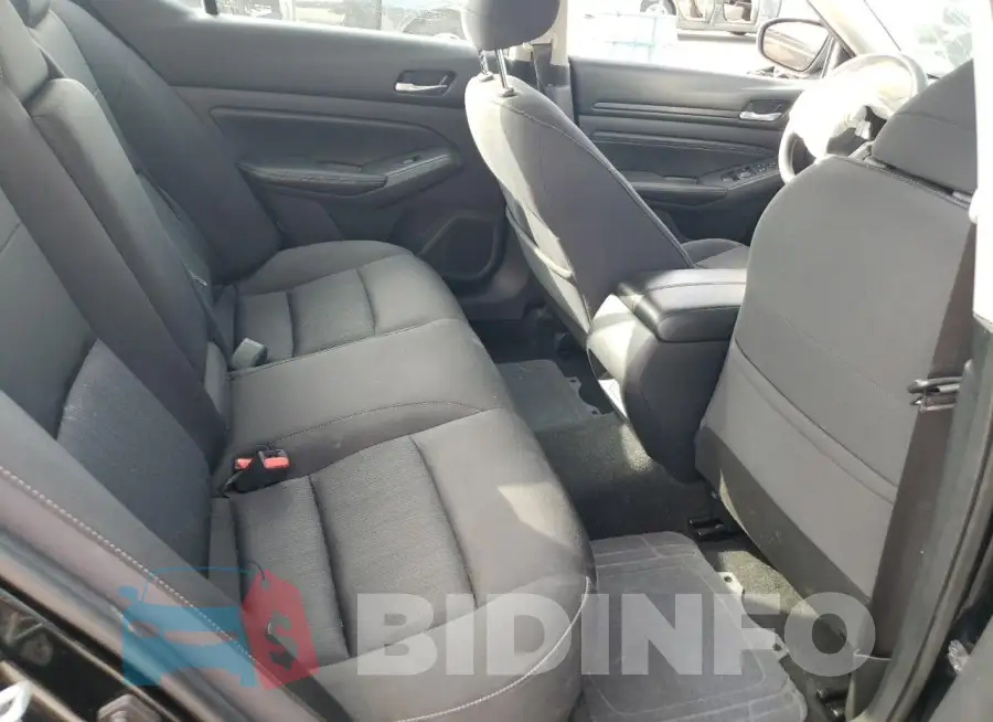 1N4BL4BV1LC131317 Photo# 10