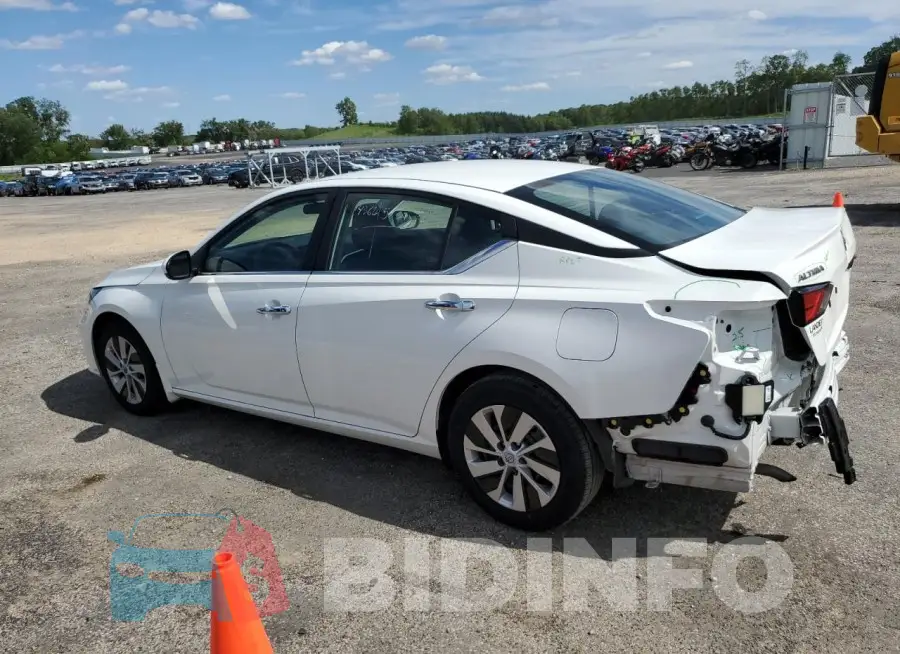 1N4BL4BV2PN426615 Photo# 2