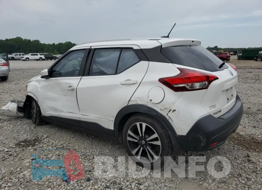 3N1CP5CU8KL507726 Photo# 2