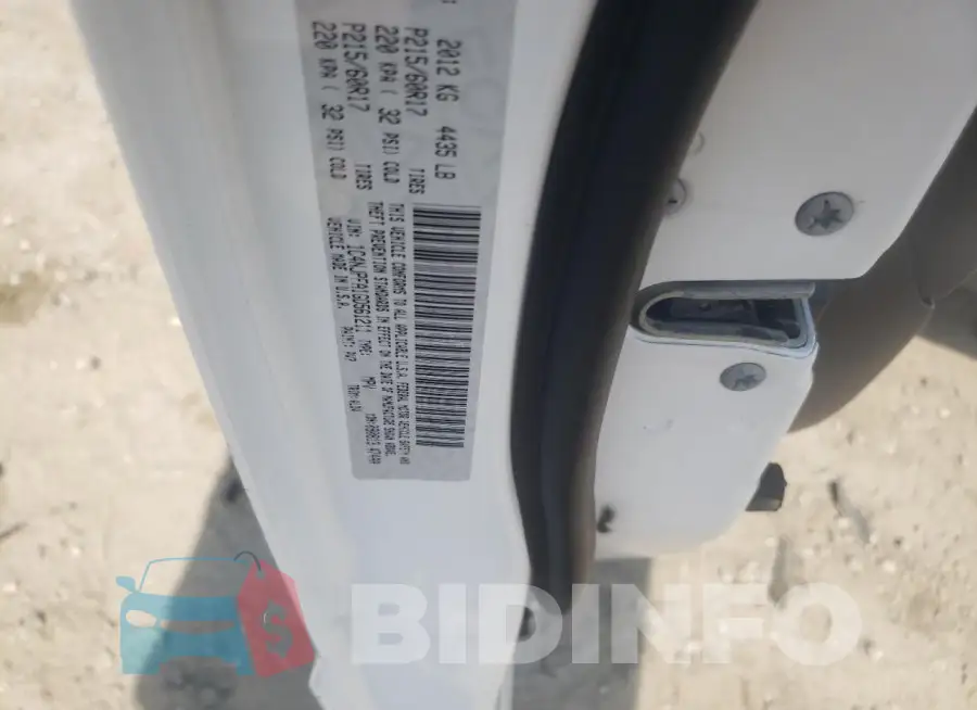 1C4NJPFA1GD561211 Photo# 12