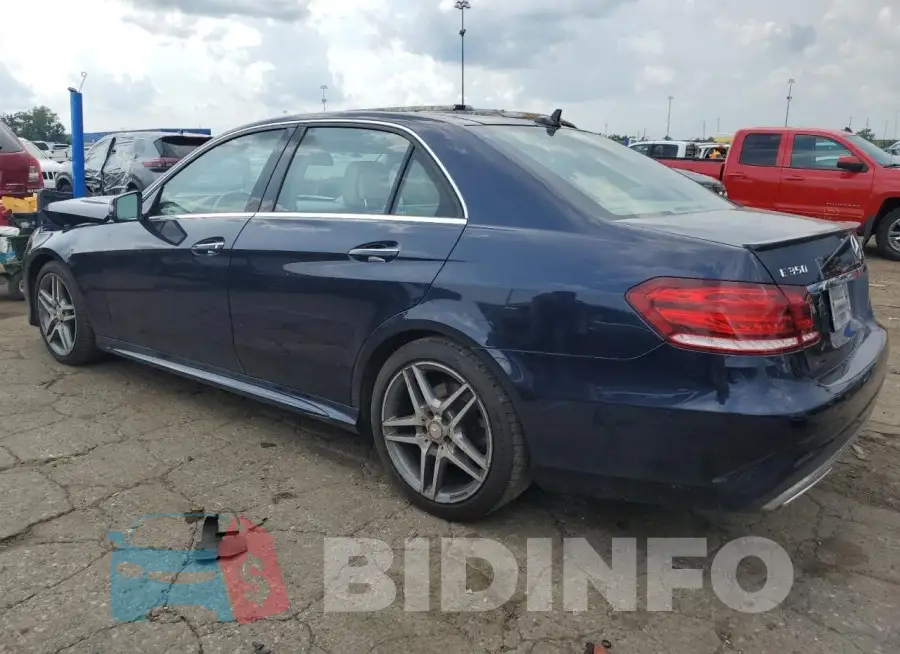 WDDHF8JB4FB129877 Photo# 2