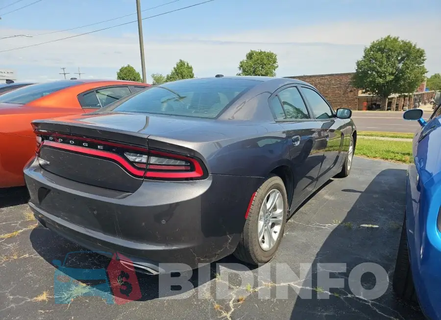 2C3CDXBG7MH527236 Photo# 4