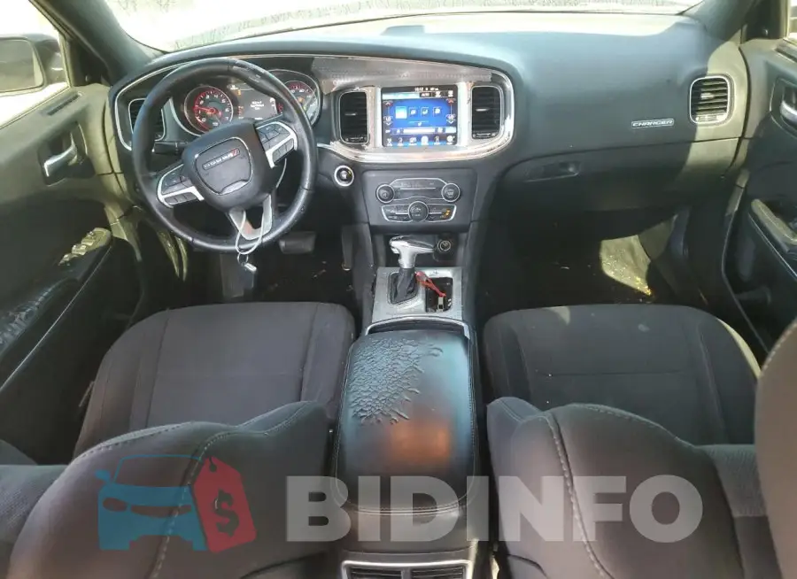 2C3CDXJG6FH742742 Photo# 8