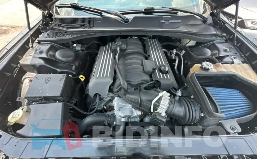 2C3CDZFJXKH747596 Photo# 7