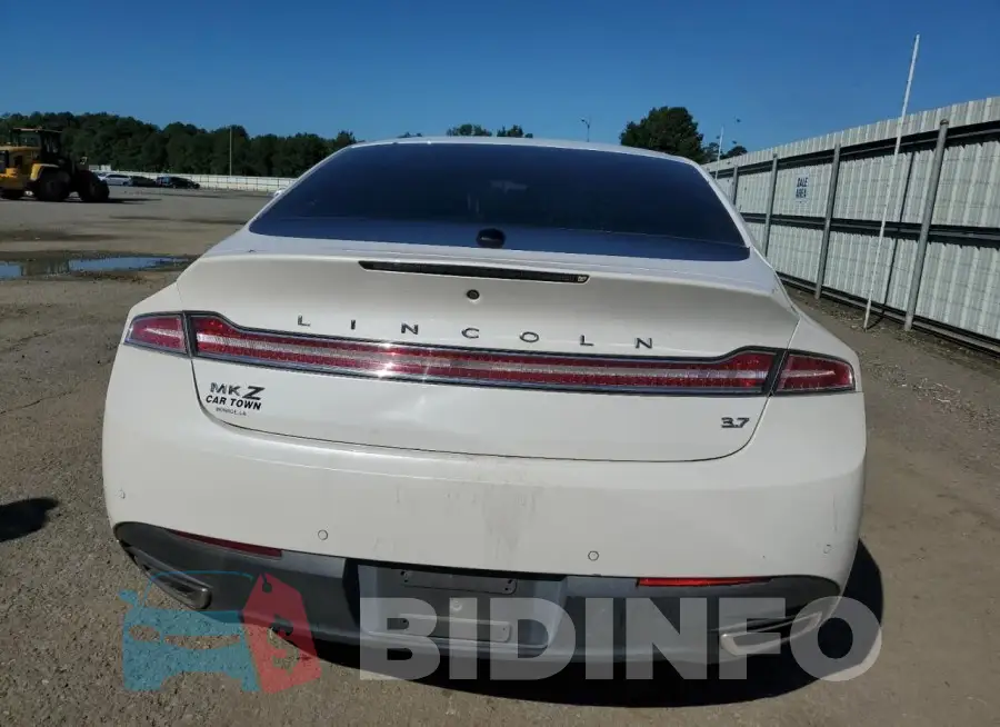 3LN6L2GK1GR603324 Photo# 6