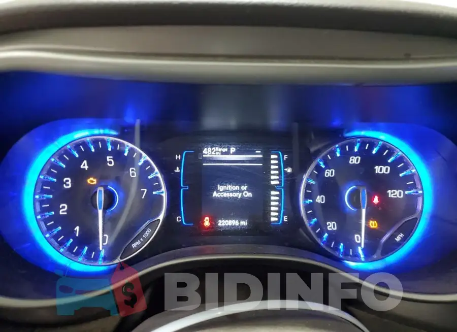 2C4RC1BGXJR141504 Photo# 9