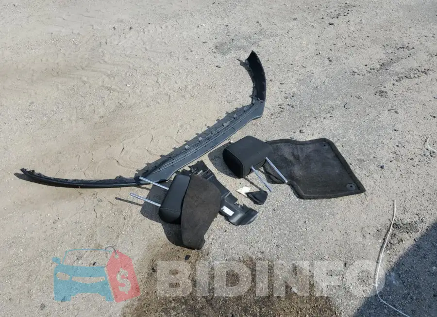 1FADP3E22GL223972 Photo# 12