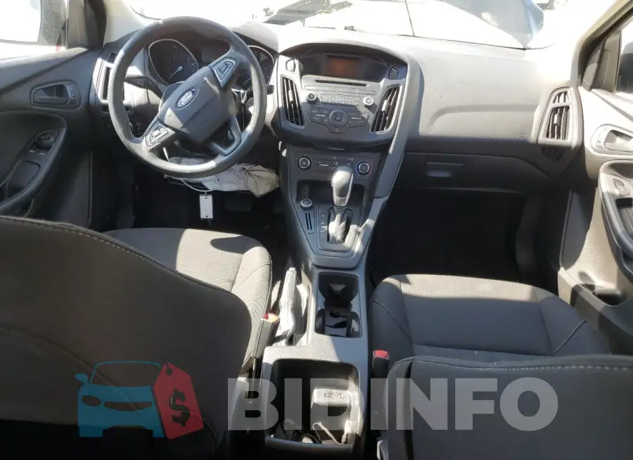 1FADP3E26GL211744 Photo# 8