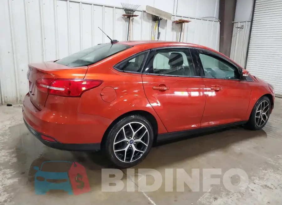 1FADP3F2XJL292088 Photo# 3