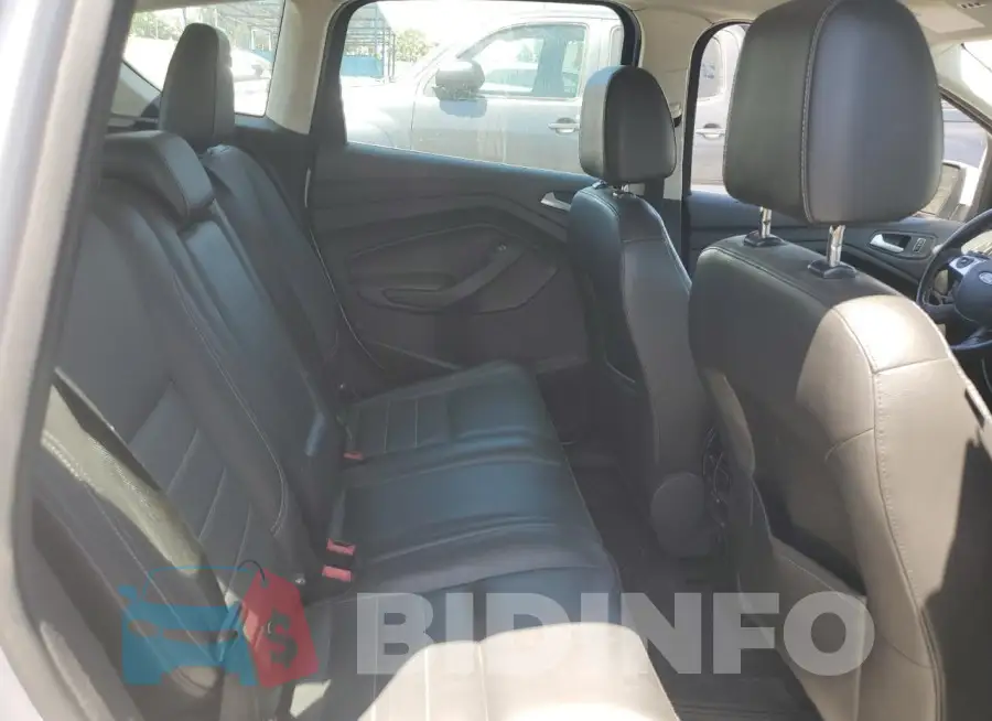1FADP5CU4FL115965 Photo# 11