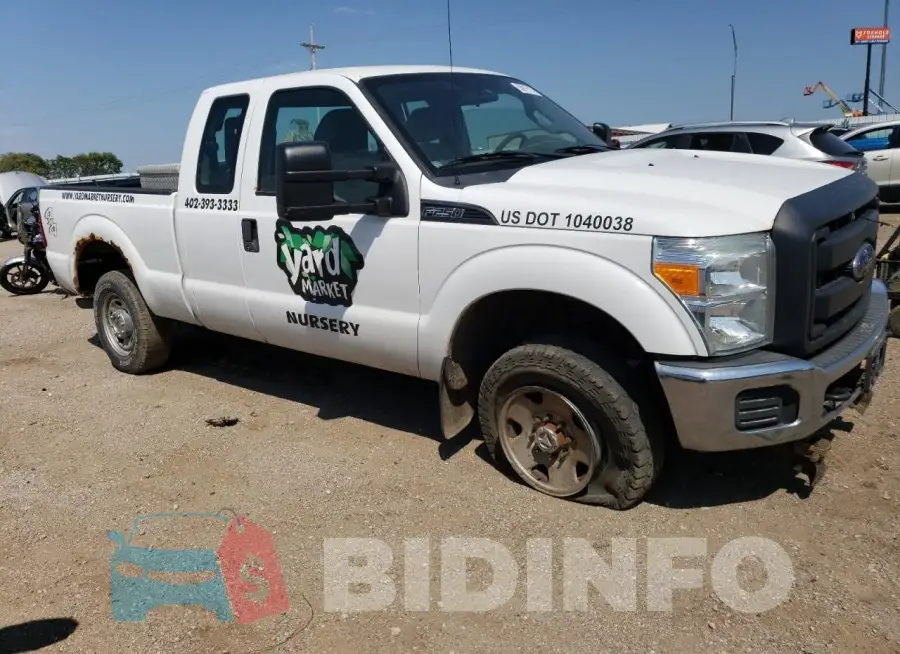 1FT7X2B62GEB12318 Photo# 4