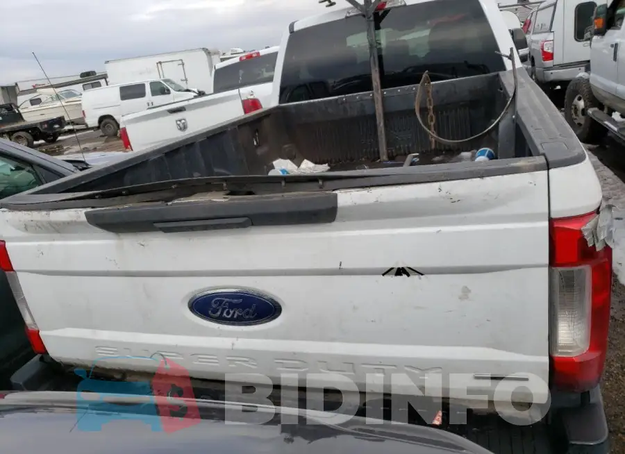 1FT8X3B68HEF37473 Photo# 6