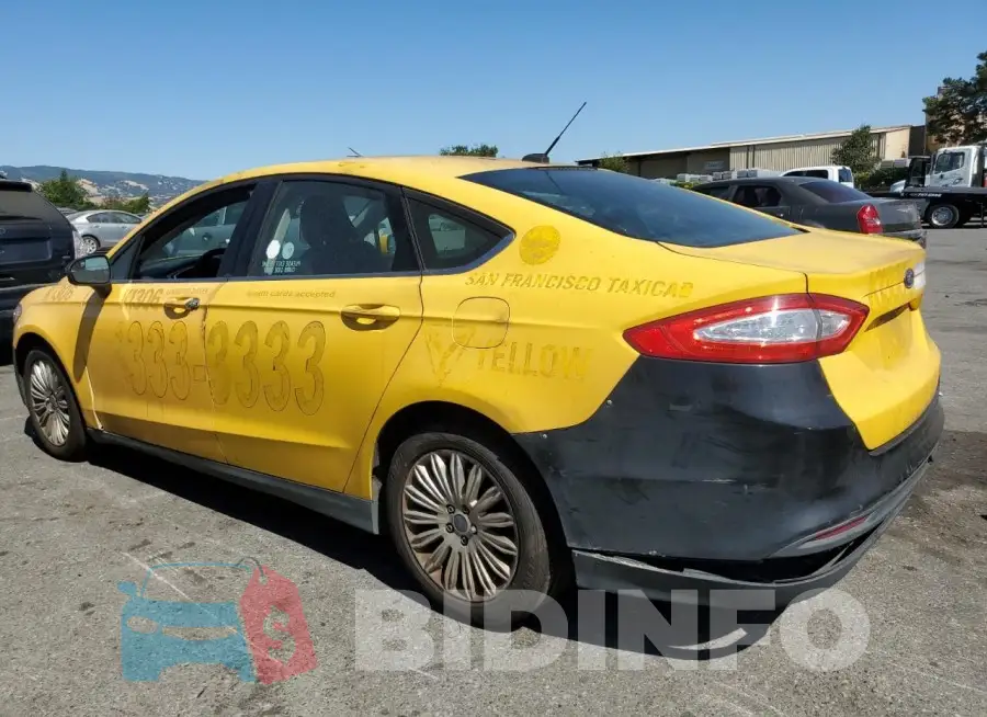 3FA6P0UU4GR176164 Photo# 2