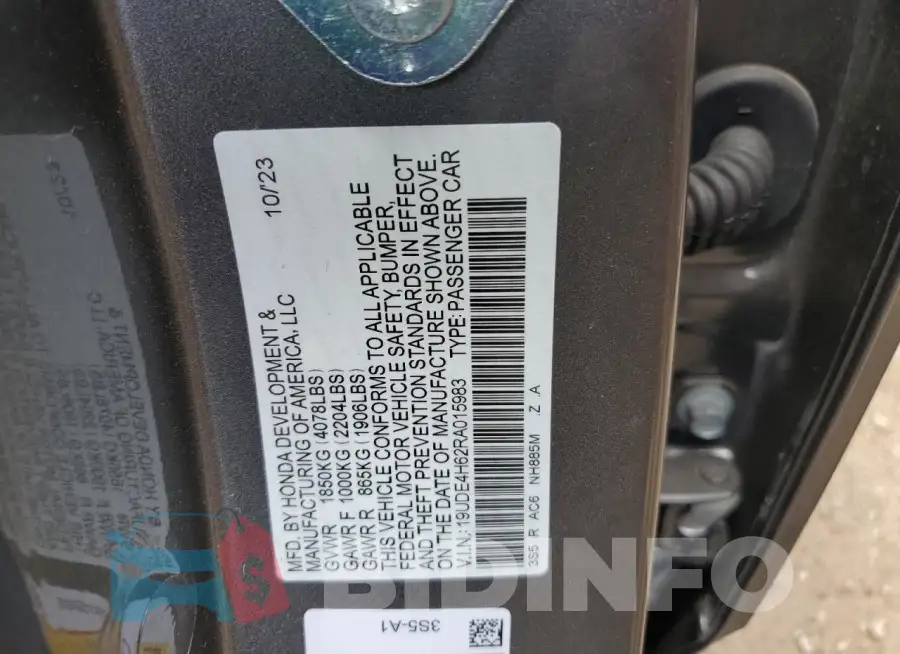 19UDE4H62RA015983 Photo# 13