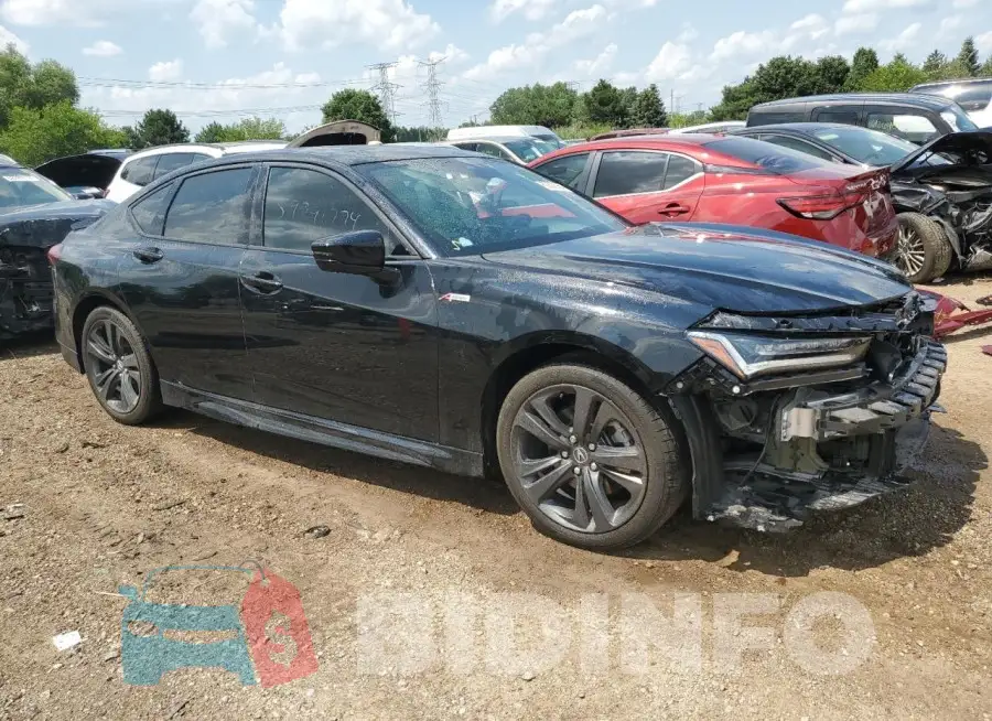 19UUB6F5XMA010957 Photo# 4