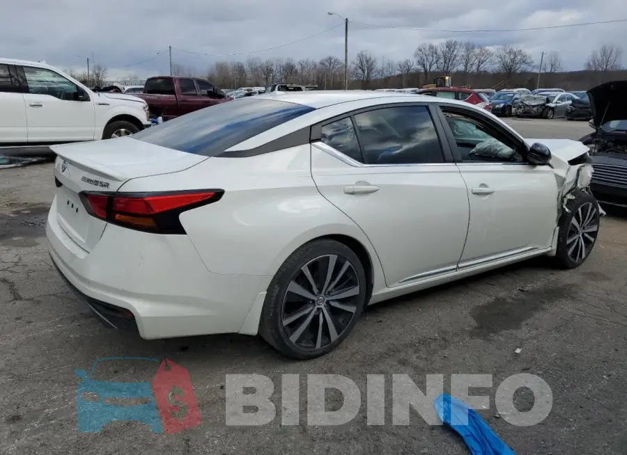 1N4BL4CV3KC180936 Photo# 3