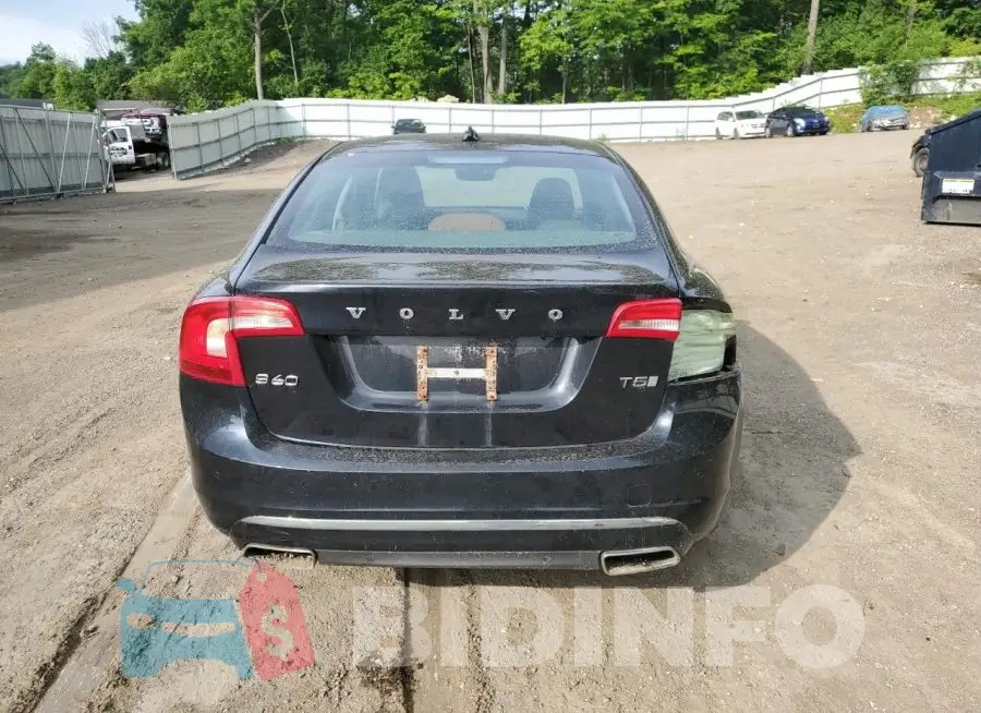 LYV402HK3HB135572 Photo# 6