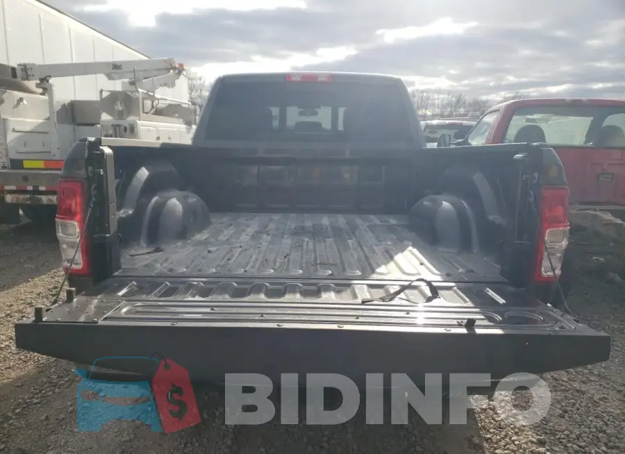 3C6UR5CJ9KG616374 Photo# 6