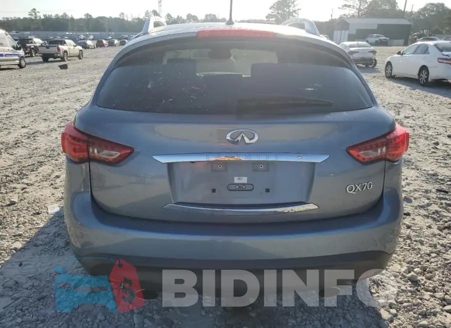 JN8CS1MWXHM413581 Photo# 6