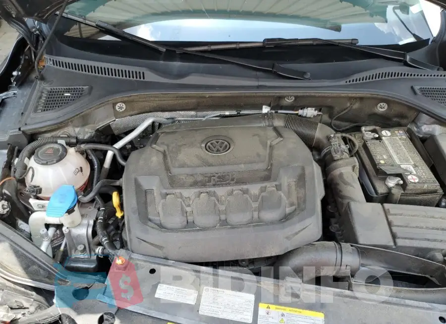 1VWMA7A37LC027289 Photo# 11