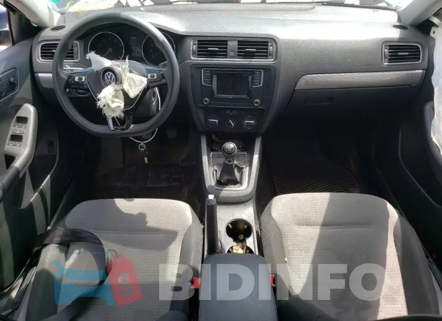 3VW167AJ9HM322743 Photo# 8