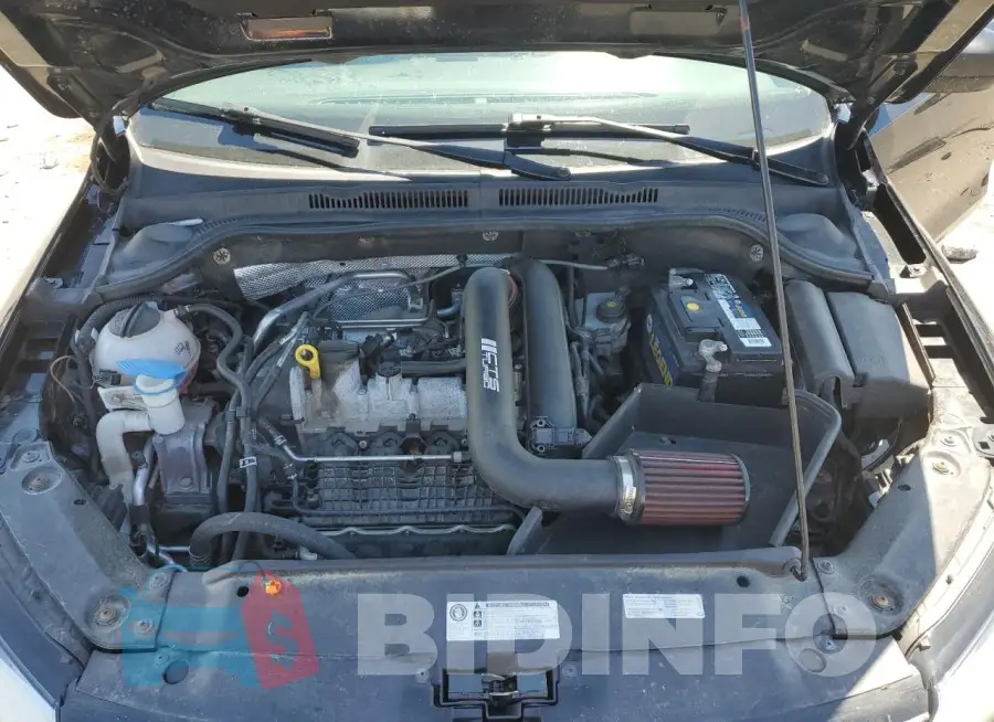 3VW167AJXHM329572 Photo# 11