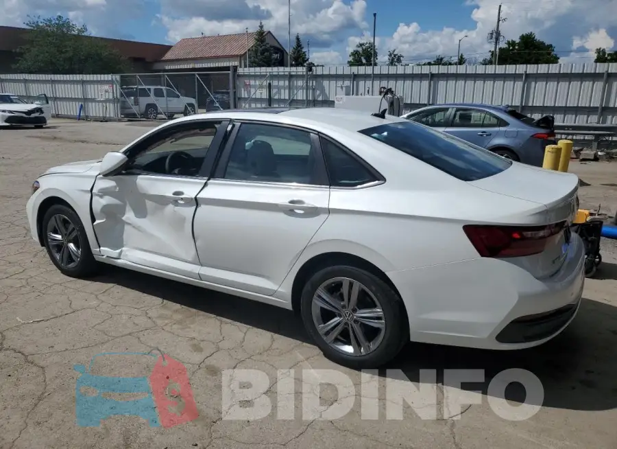 3VW7M7BU2RM047159 Photo# 2