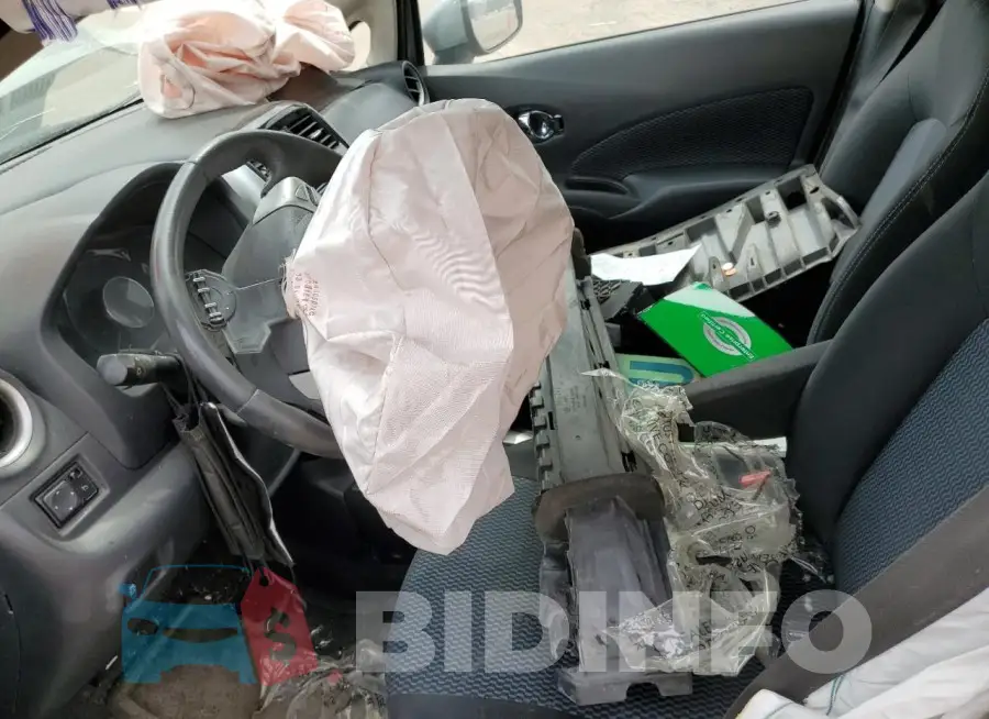 3N1CE2CP8FL412085 Photo# 7