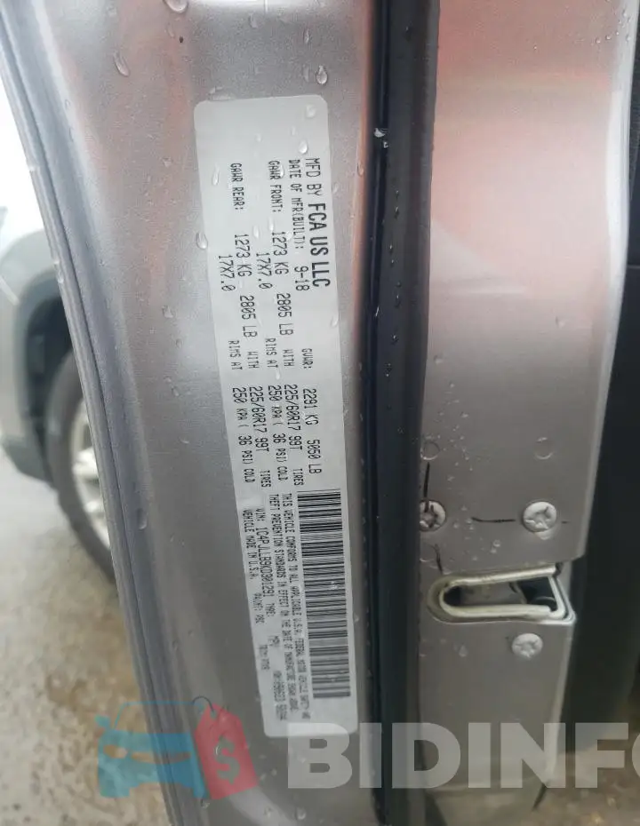 1C4PJLLB9KD301291 Photo# 13