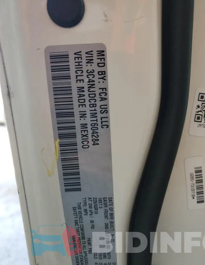3C4NJDCB1MT604284 Photo# 14