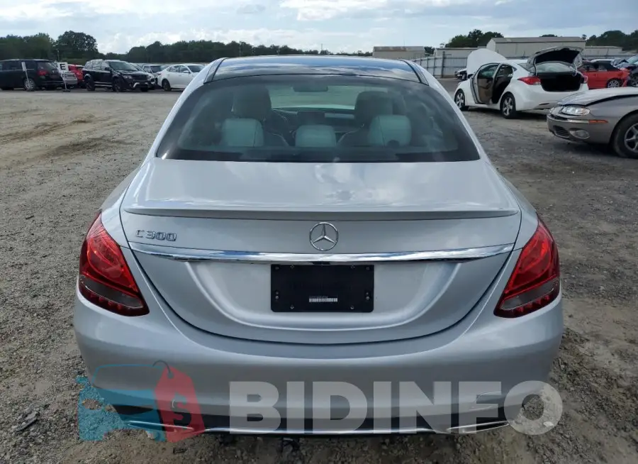 WDDWF4JB4JR386506 Photo# 6