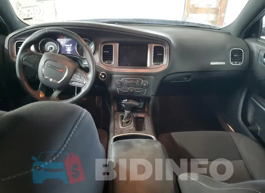 2C3CDXBGXPH663283 Photo# 8