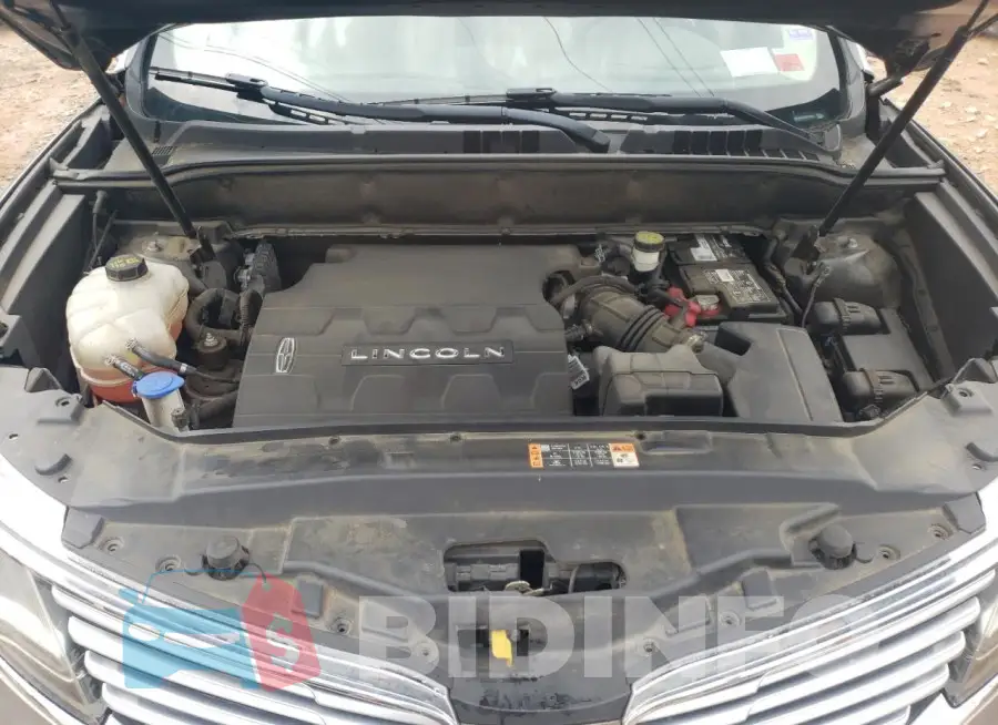 2LMTJ8LRXGBL56502 Photo# 11