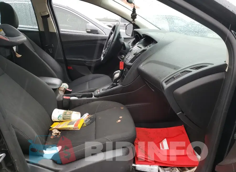 1FADP3F23GL393188 Photo# 5