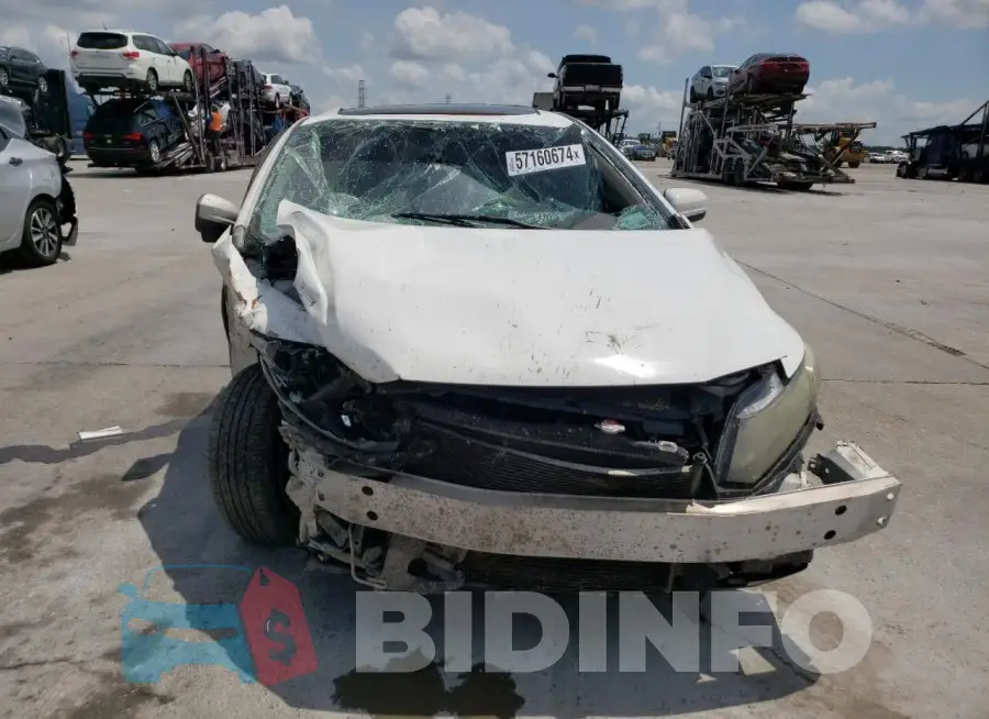 19XFB2F80FE015370 Photo# 5