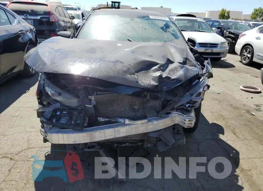 19XFC2F72HE208109 Photo# 5