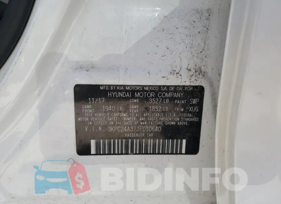 3KPC24A37JE010640 Photo# 12