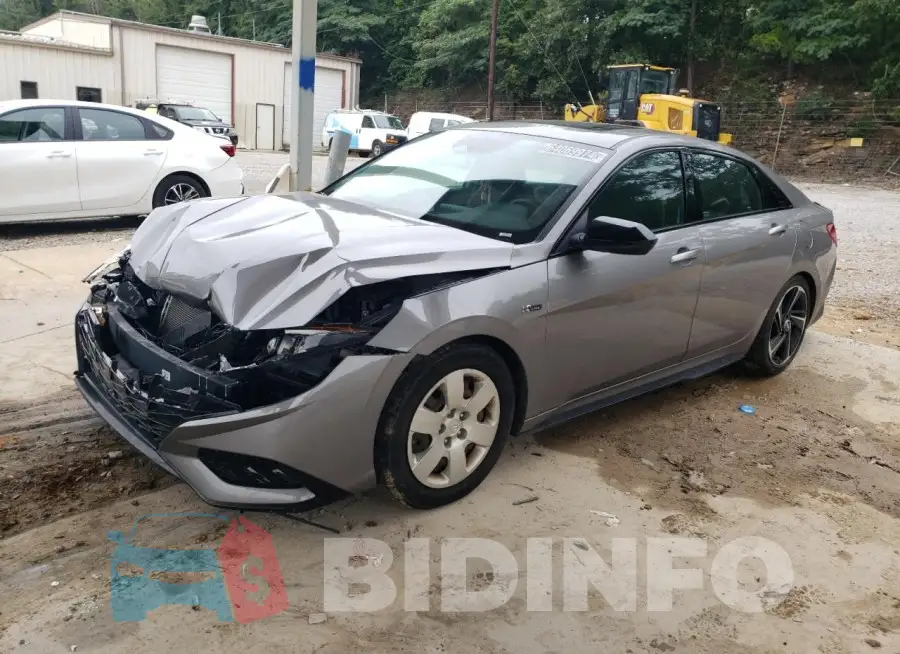 KMHLR4AF7PU517520 Photo# 1