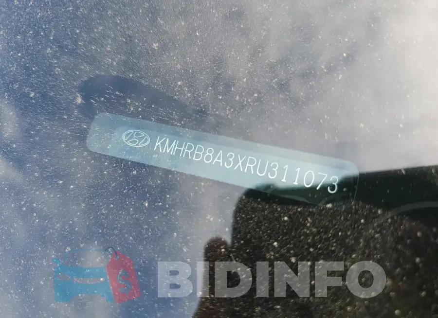 KMHRB8A3XRU311073 Photo# 12