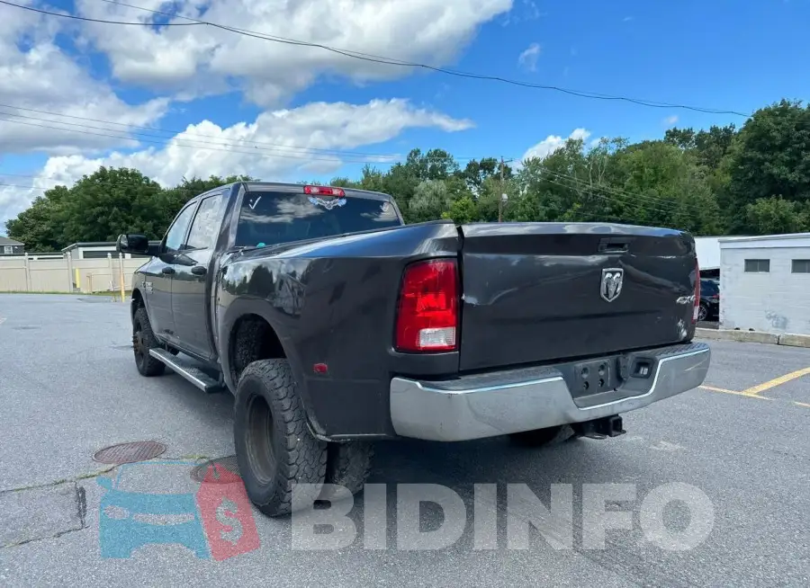 3C63RRGL2JG360950 Photo# 2