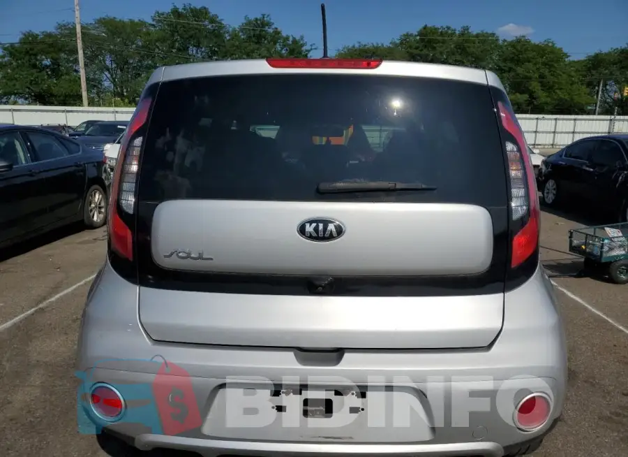 KNDJP3A58J7611284 Photo# 6