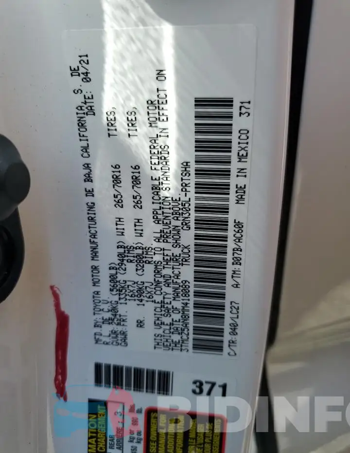 3TMCZ5AN8MM418089 Photo# 13