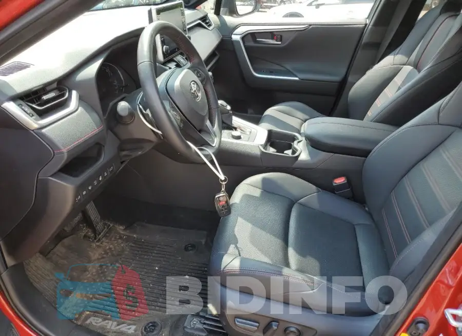 JTMFB3FV2MD044427 Photo# 7