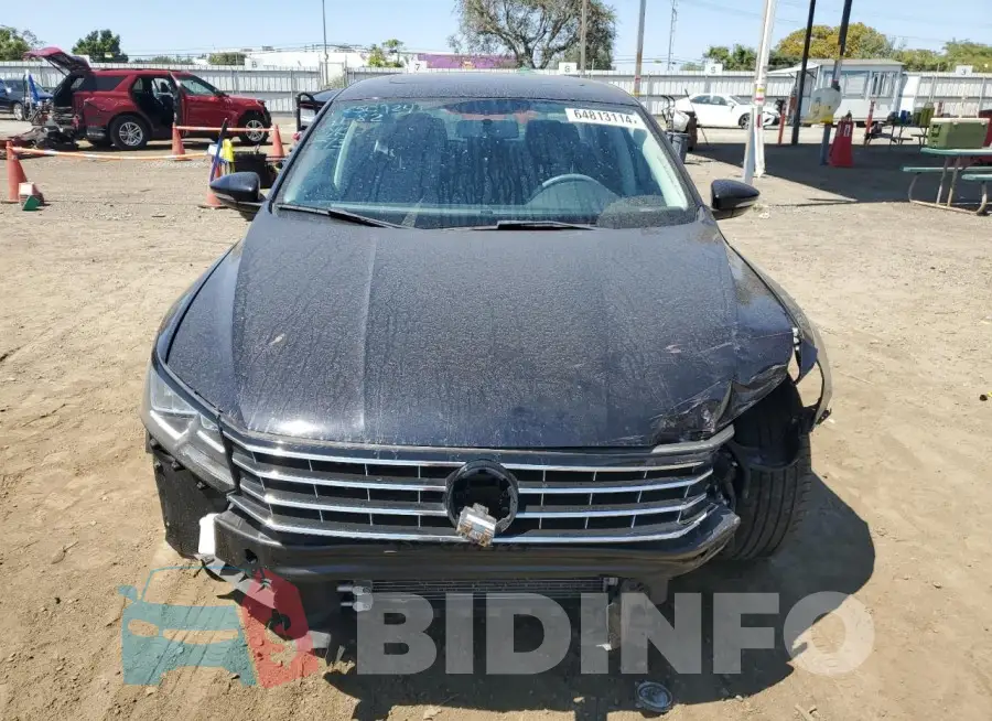 1VWLA7A37KC012317 Photo# 5